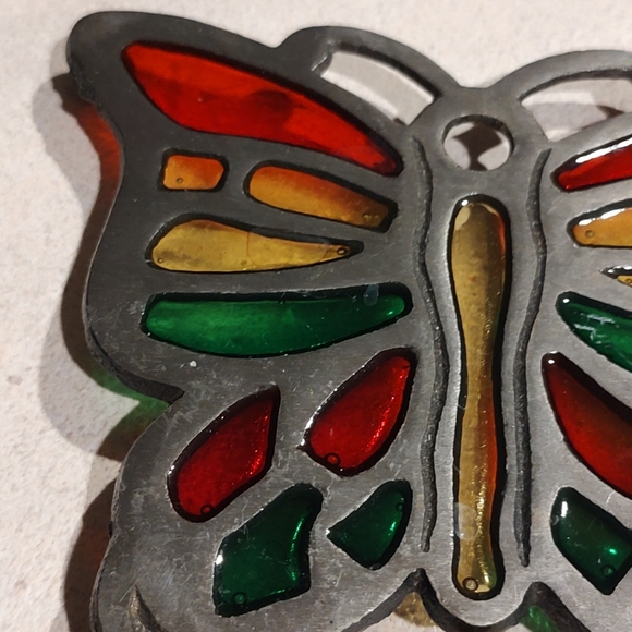 Add color to your table setting beautiful Cast Iron Butterfly Footed trivet - Picture 3 of 11